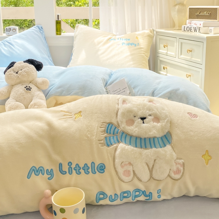 雨帆家纺 2025新款可爱卡通牛奶绒贴布绣四件套 奶油蓝西高地