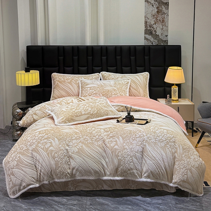 鹿辉家居（原吉欧力） 2025新款牛奶绒立体雕花兔毛绒包边单品被套 叶仲花