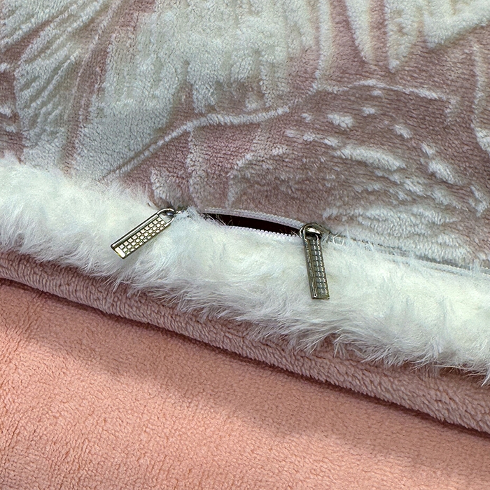 91家纺网 家纺一手货源 找家纺 鹿辉家居（原吉欧力） 2025新款牛奶绒立体雕花兔毛绒包边单品被套 仲夏浪漫