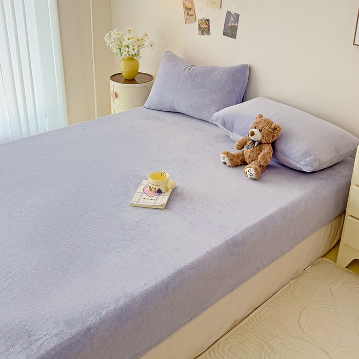 91家纺网 家纺一手货源 找家纺 芷凡家纺 2025新款A类纯色条纹格子加厚牛奶绒床笠 牛奶绒床笠-奶紫