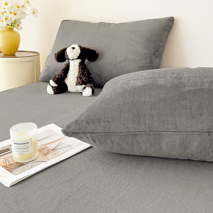 91家纺网 家纺一手货源 找家纺 芷凡家纺 2025新款A类纯色条纹格子加厚牛奶绒床笠 牛奶绒床笠-中灰