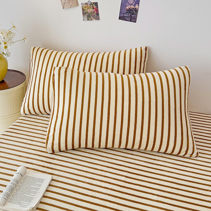 91家纺网 家纺一手货源 找家纺 芷凡家纺 2025新款A类纯色条纹格子加厚牛奶绒床笠 牛奶绒床笠-咖条