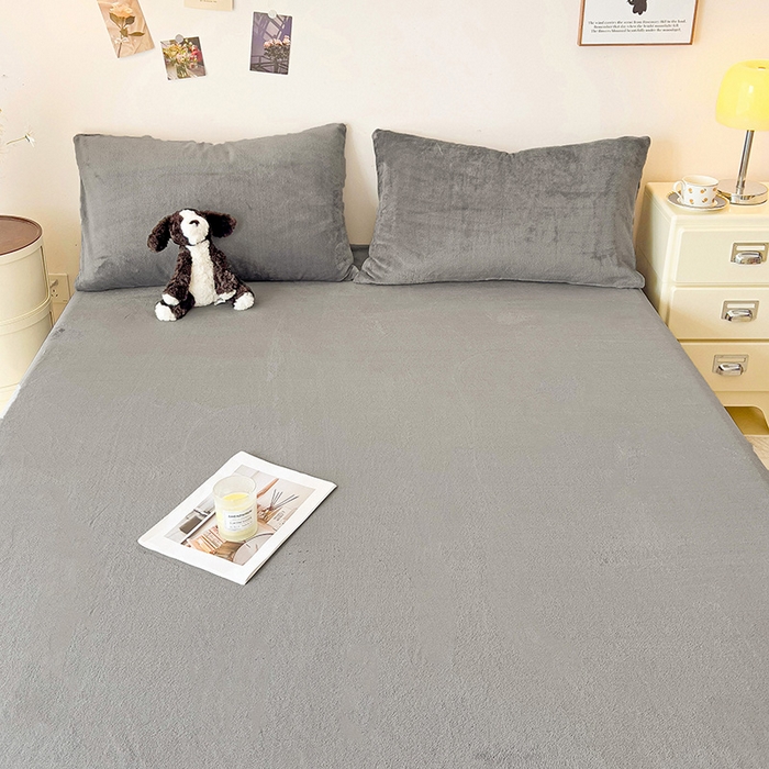 91家纺网 家纺一手货源 找家纺 芷凡家纺 2025新款A类纯色条纹格子加厚牛奶绒床笠 牛奶绒床笠-中灰