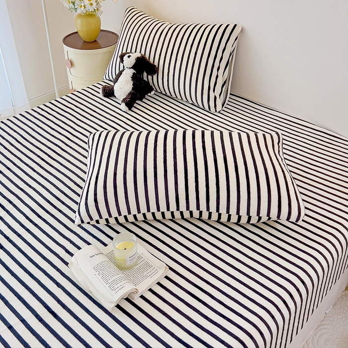 91家纺网 家纺一手货源 找家纺 （总）芷凡家纺 2025新款A类纯色条纹格子加厚牛奶绒床笠