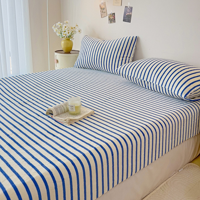 91家纺网 家纺一手货源 找家纺 芷凡家纺 2025新款A类纯色条纹格子加厚牛奶绒床笠 牛奶绒床笠-蓝条