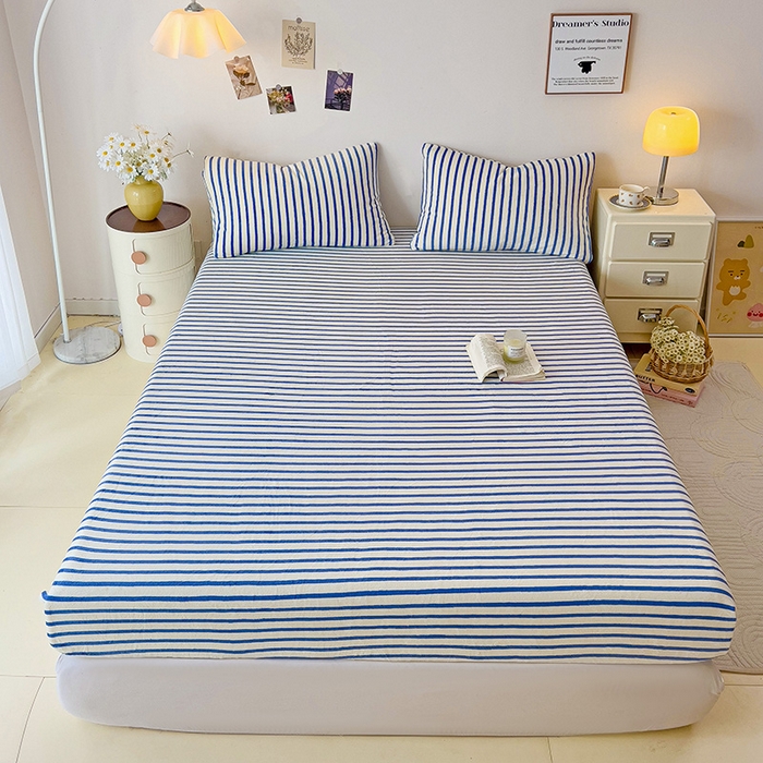 91家纺网 家纺一手货源 找家纺 芷凡家纺 2025新款A类纯色条纹格子加厚牛奶绒床笠 牛奶绒床笠-蓝条