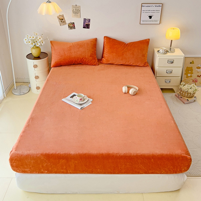 91家纺网 家纺一手货源 找家纺 芷凡家纺 2025新款A类纯色条纹格子加厚牛奶绒床笠 牛奶绒床笠-焦糖