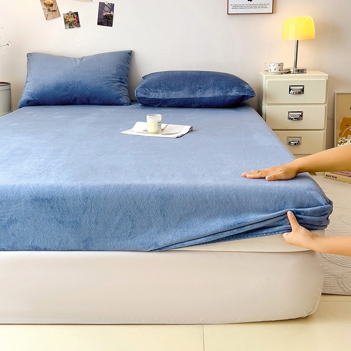 91家纺网 家纺一手货源 找家纺 芷凡家纺 2025新款A类纯色条纹格子加厚牛奶绒床笠 牛奶绒床笠-宝蓝