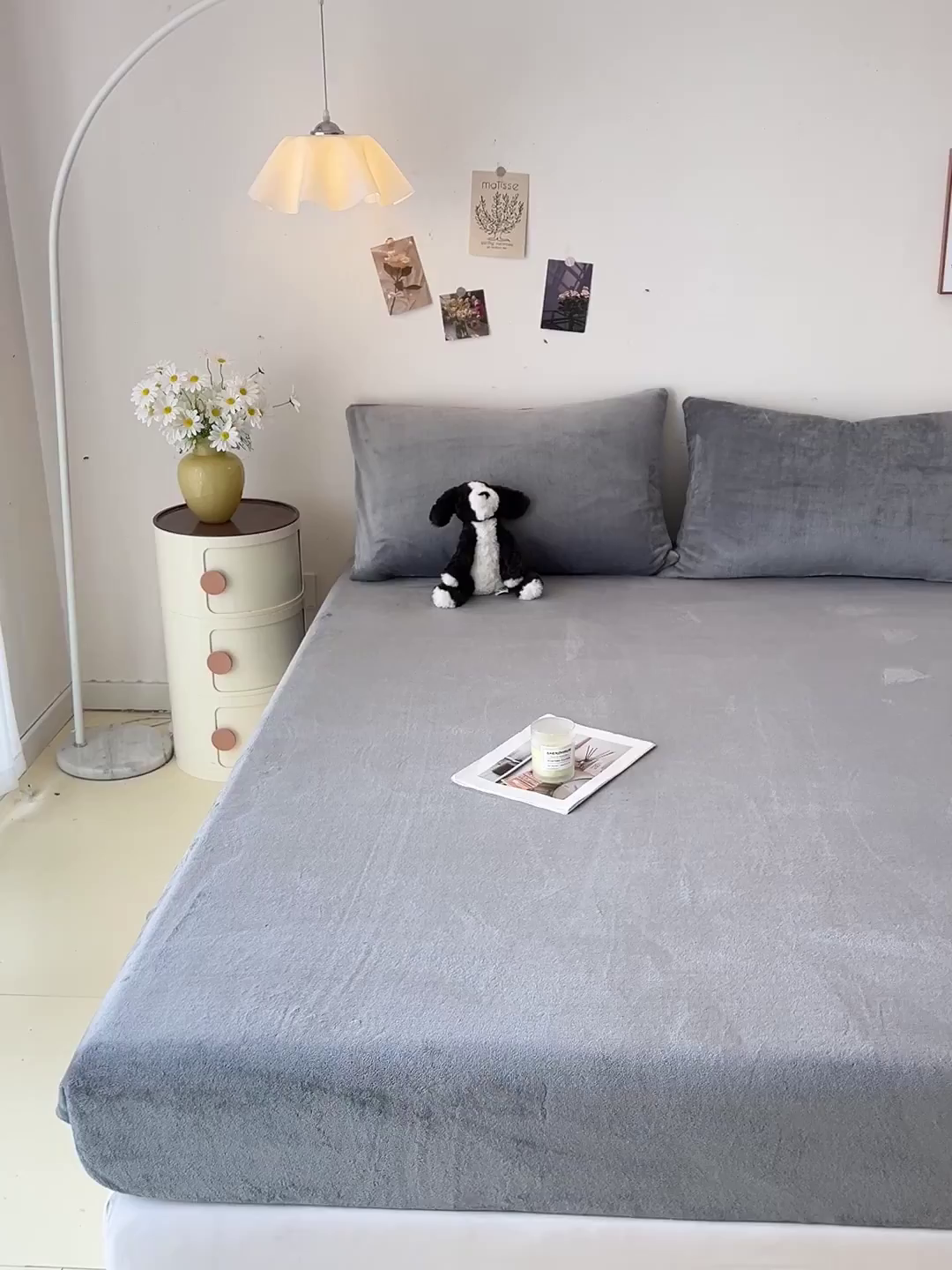 91家纺网 家纺一手货源 找家纺 芷凡家纺 2025新款A类纯色条纹格子加厚牛奶绒床笠 牛奶绒床笠-中灰