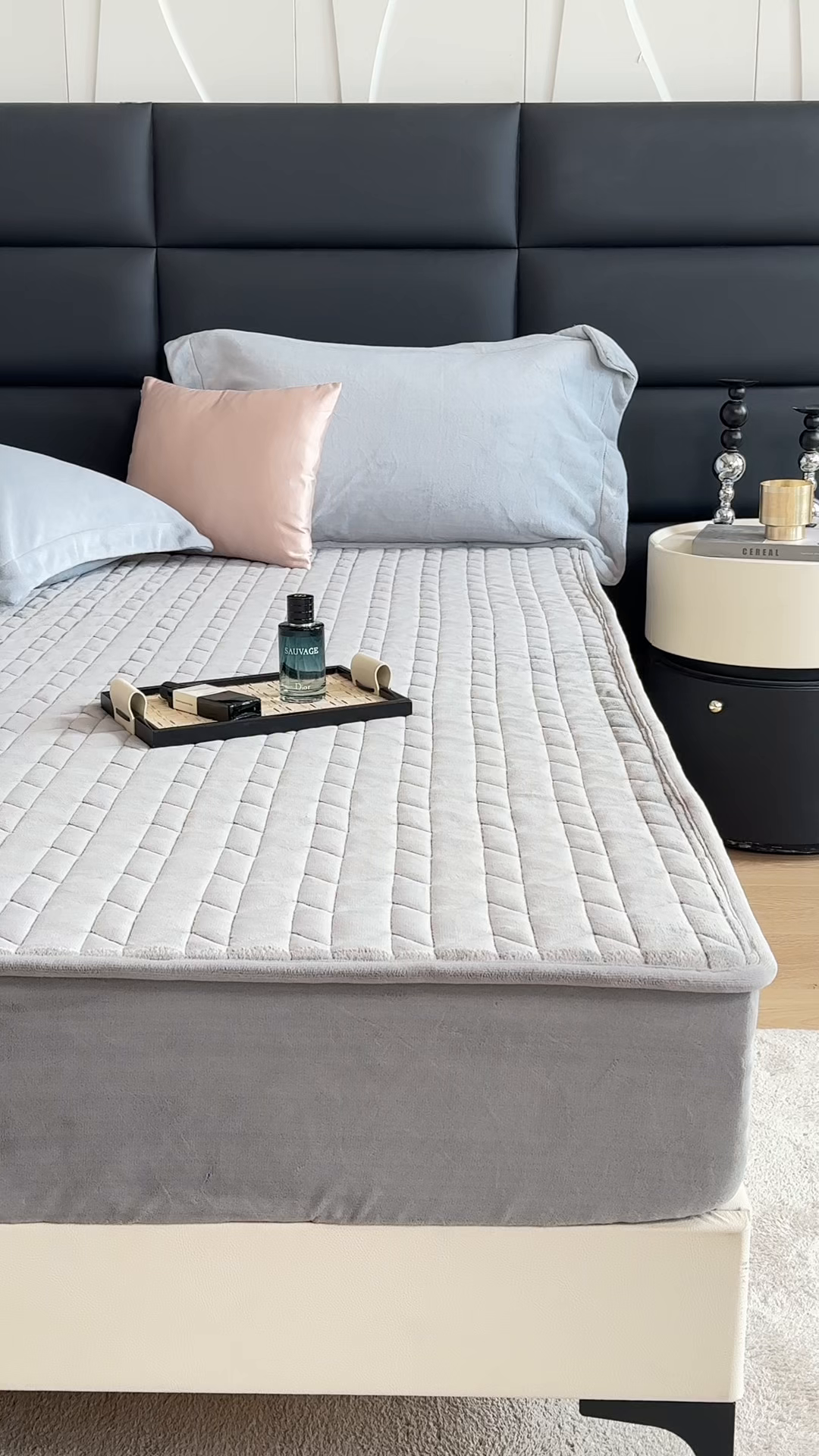 91家纺网 家纺一手货源 找家纺 （总）阿那亚 2025新款素色牛奶绒夹棉床笠