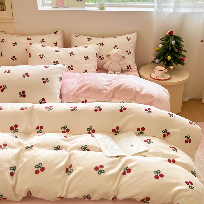 91家纺网 家纺一手货源 找家纺 （总）贝扬思家纺 2025新款软fufu加厚保暖可爱系简约牛奶绒套件系列（小红书推荐）（提供买家秀）