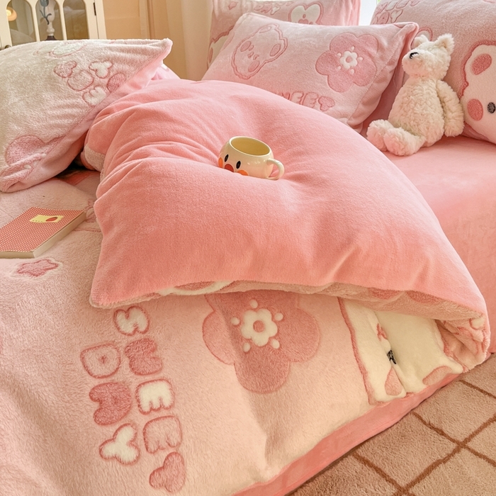 91家纺网 家纺一手货源 找家纺 （总）娜朵家纺 2025新款雪花绒小清新印花四件套