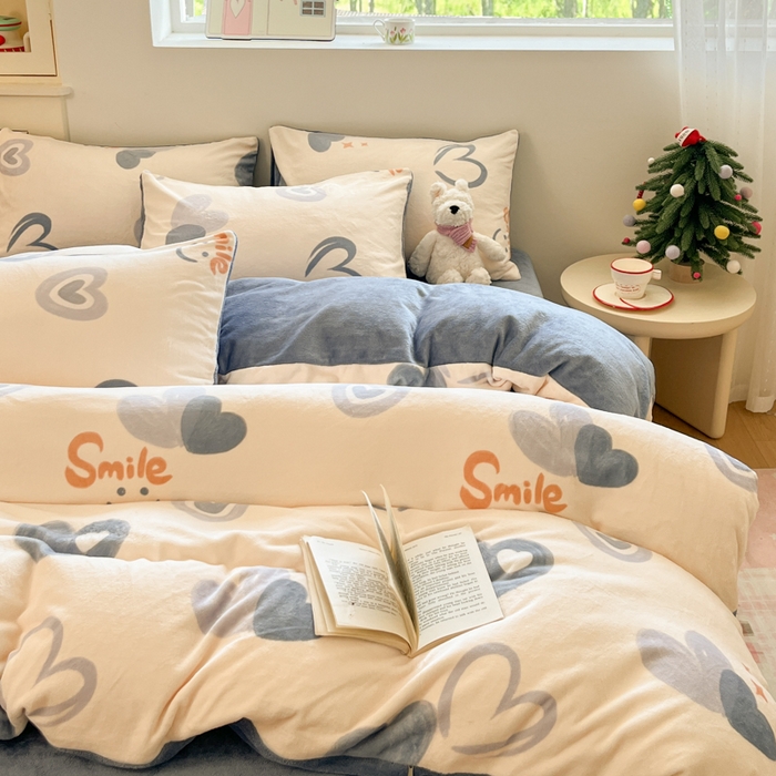 91家纺网 家纺一手货源 找家纺 贝扬思家纺 2025新款软fufu加厚保暖可爱系简约牛奶绒套件系列（小红书推荐）（提供买家秀） 蜡笔心