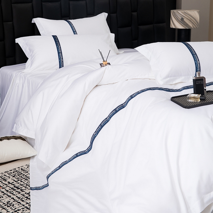 91家纺网 家纺一手货源 找家纺 锦兴酒店布草 2025新款高支高密民宿酒店织带款四件套 墨蓝