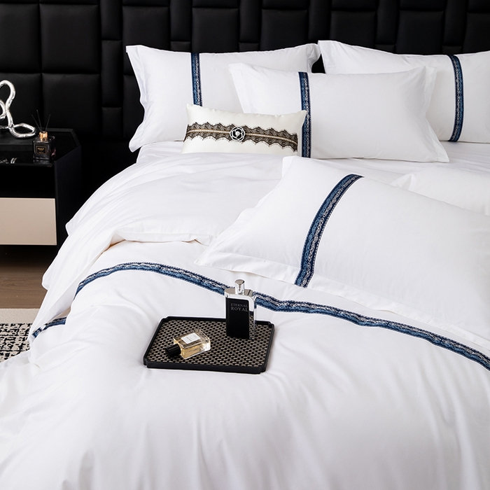 91家纺网 家纺一手货源 找家纺 锦兴酒店布草 2025新款高支高密民宿酒店织带款四件套 墨蓝