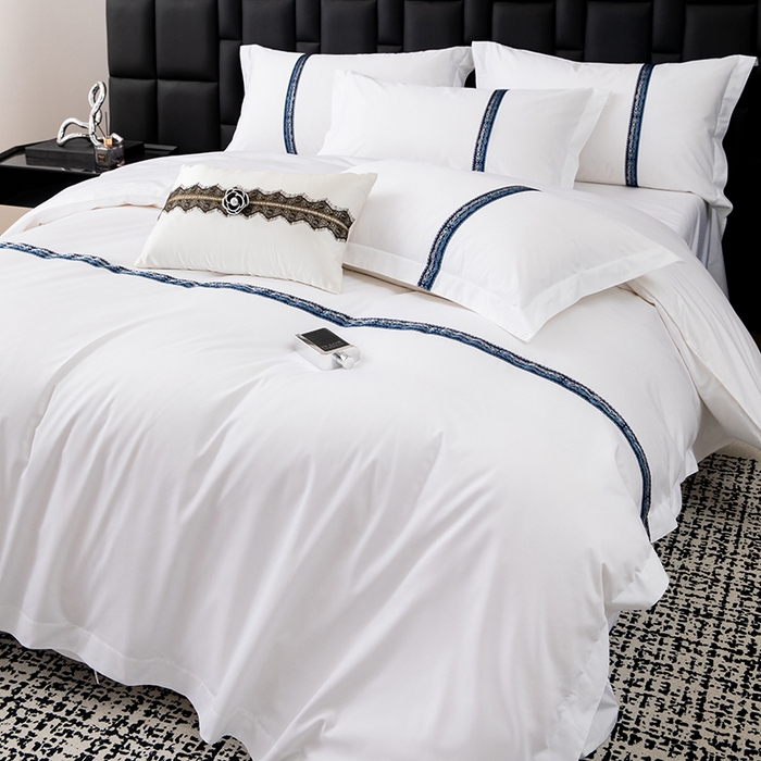 91家纺网 家纺一手货源 找家纺 锦兴酒店布草 2025新款高支高密民宿酒店织带款四件套 墨蓝