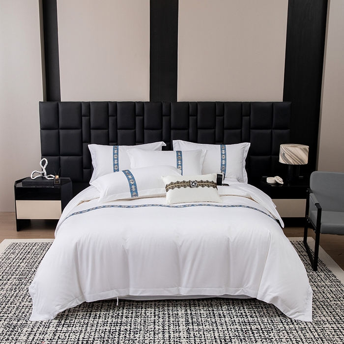 91家纺网 家纺一手货源 找家纺 锦兴酒店布草 2025新款高支高密民宿酒店织带款四件套 暖心