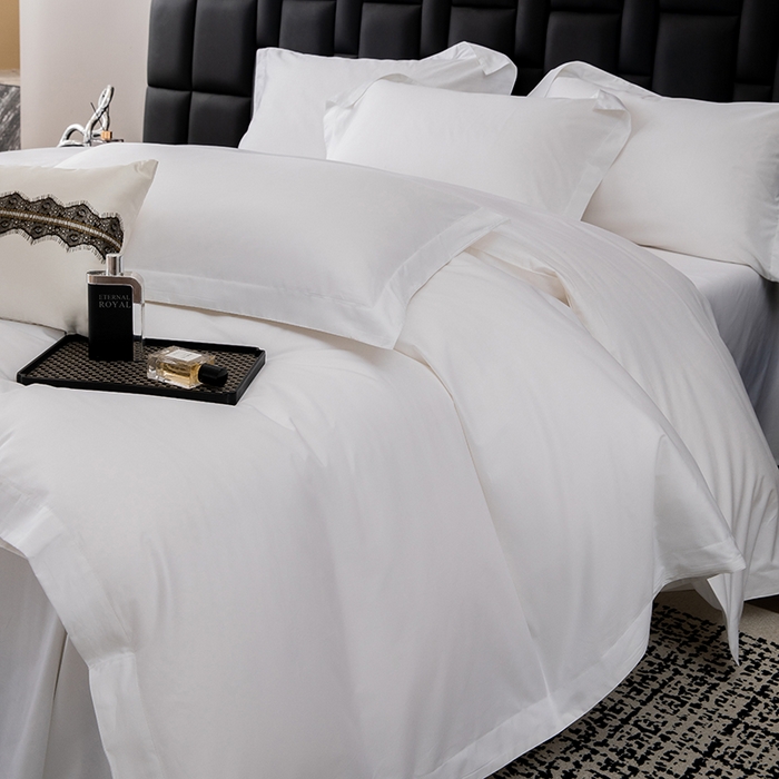 91家纺网 家纺一手货源 找家纺 锦兴酒店布草 2025新款高支高密民宿酒店织带款四件套 白色