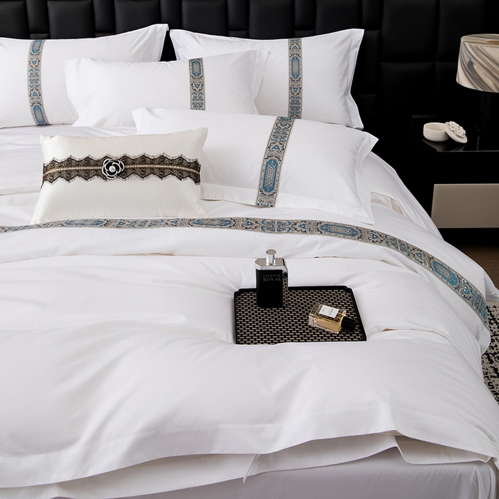 91家纺网 家纺一手货源 找家纺 锦兴酒店布草 2025新款高支高密民宿酒店织带款四件套 花川