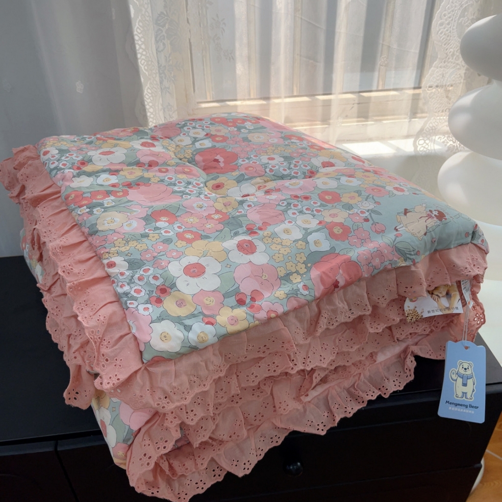 91家纺网 家纺一手货源 找家纺 暖居 2025新款纯棉花边款春秋豆豆被四季通用 安娜公主