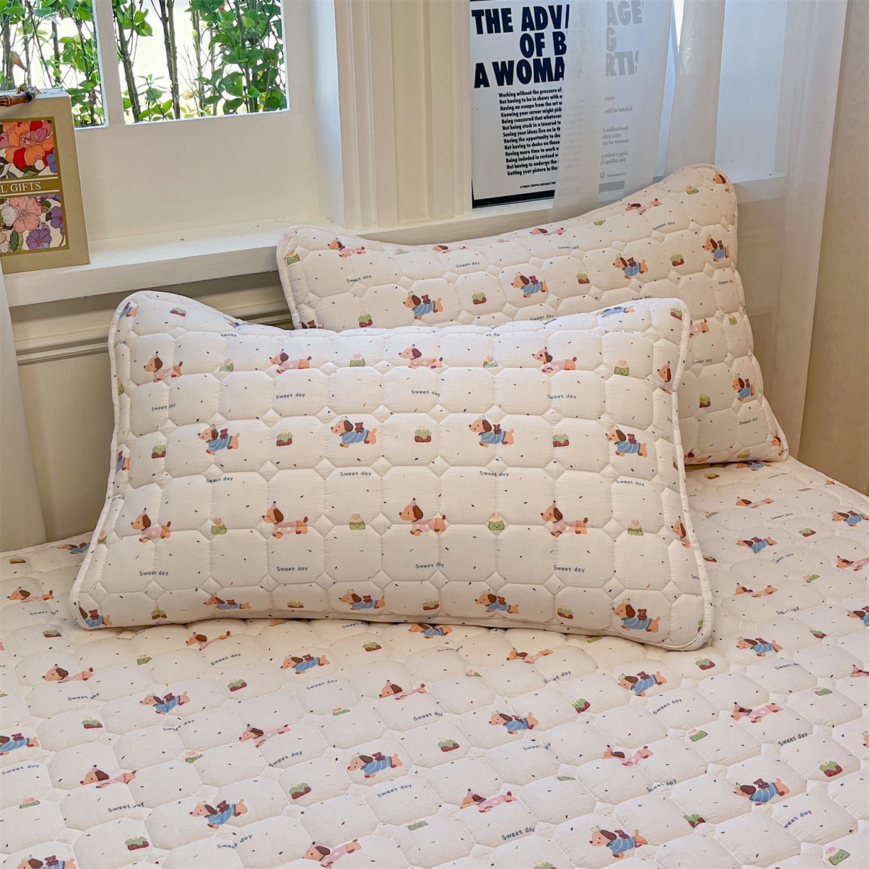 91家纺网 家纺一手货源 找家纺 布卢姆床垫 2025新款A类皱皱纱印花夹棉床笠 可爱小腊肠