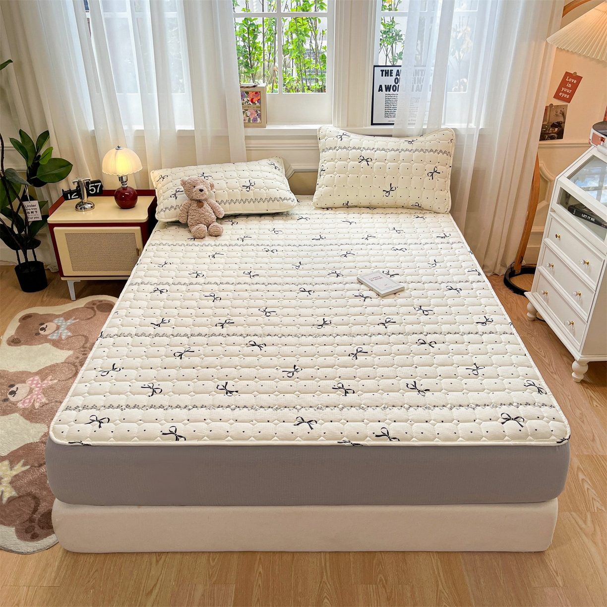 91家纺网 家纺一手货源 找家纺 布卢姆床垫 2025新款A类皱皱纱印花夹棉床笠 蝴蝶可颂