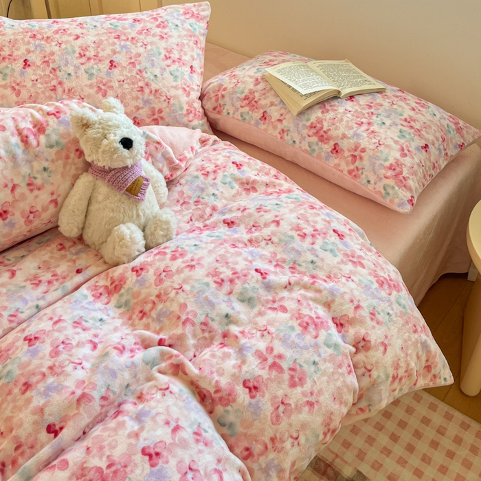 91家纺网 家纺一手货源 找家纺 贝扬思家纺 2025新款软fufu加厚保暖可爱系简约牛奶绒套件系列（小红书推荐）（提供买家秀） 玫瑰粉黛