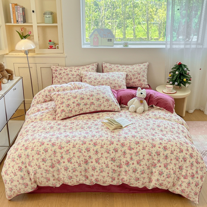 91家纺网 家纺一手货源 找家纺 贝扬思家纺 2025新款软fufu加厚保暖可爱系简约牛奶绒套件系列（小红书推荐）（提供买家秀） 疏影