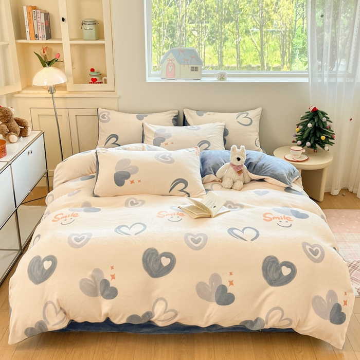 91家纺网 家纺一手货源 找家纺 贝扬思家纺 2025新款软fufu加厚保暖可爱系简约牛奶绒套件系列（小红书推荐）（提供买家秀） 蜡笔心