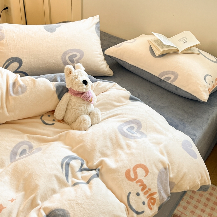 91家纺网 家纺一手货源 找家纺 贝扬思家纺 2025新款软fufu加厚保暖可爱系简约牛奶绒套件系列（小红书推荐）（提供买家秀） 蜡笔心
