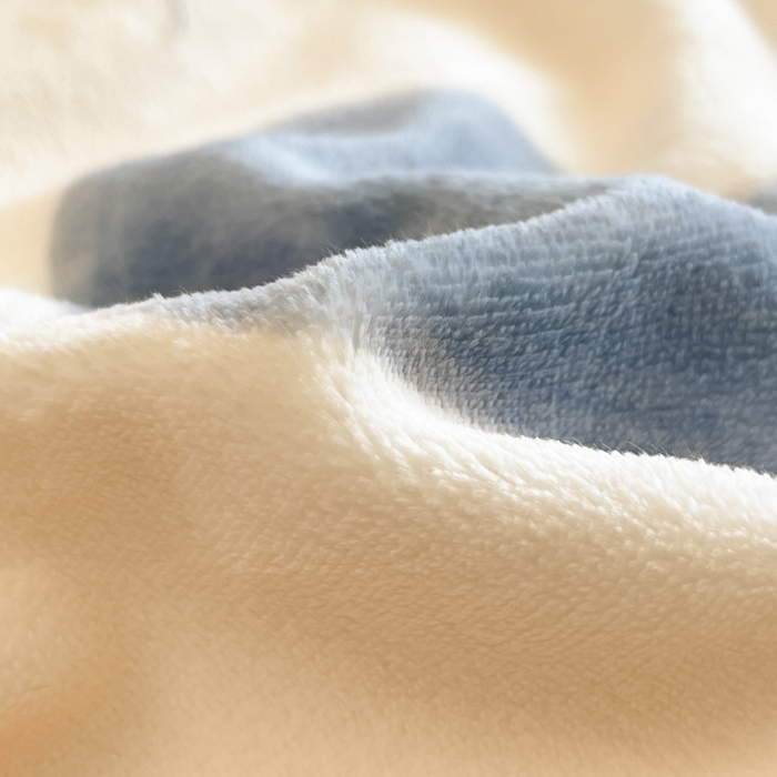 91家纺网 家纺一手货源 找家纺 贝扬思家纺 2025新款软fufu加厚保暖可爱系简约牛奶绒套件系列（小红书推荐）（提供买家秀） 蜡笔心