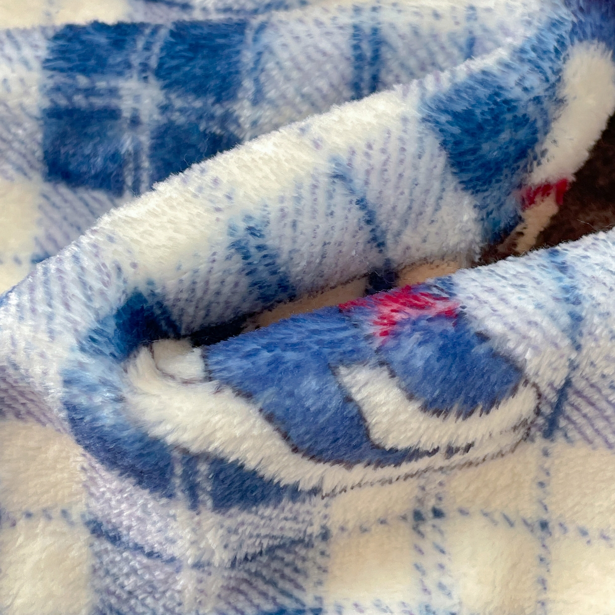 91家纺网 家纺一手货源 找家纺 Mata蔓塔家 2025新款四季款双面印花牛奶绒午休毯毛毯毯子空调毯 穿鞋的熊