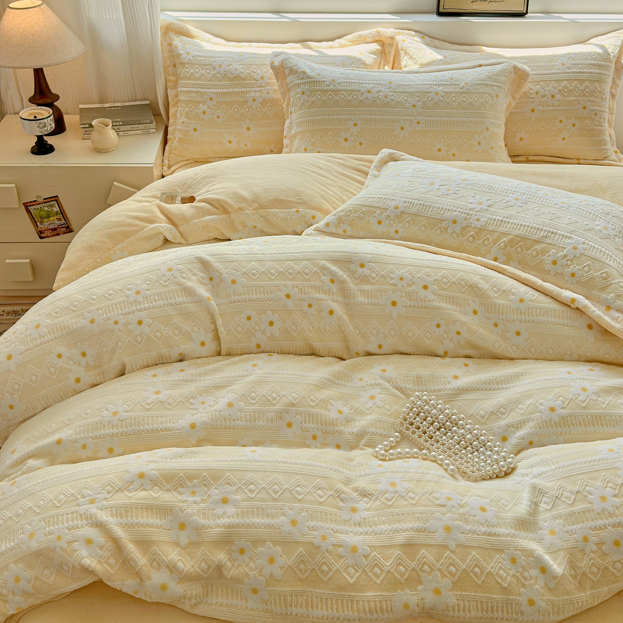 91家纺网 家纺一手货源 找家纺 （总）娜娜 2025新款高克重牛奶绒百花齐放系列四件套