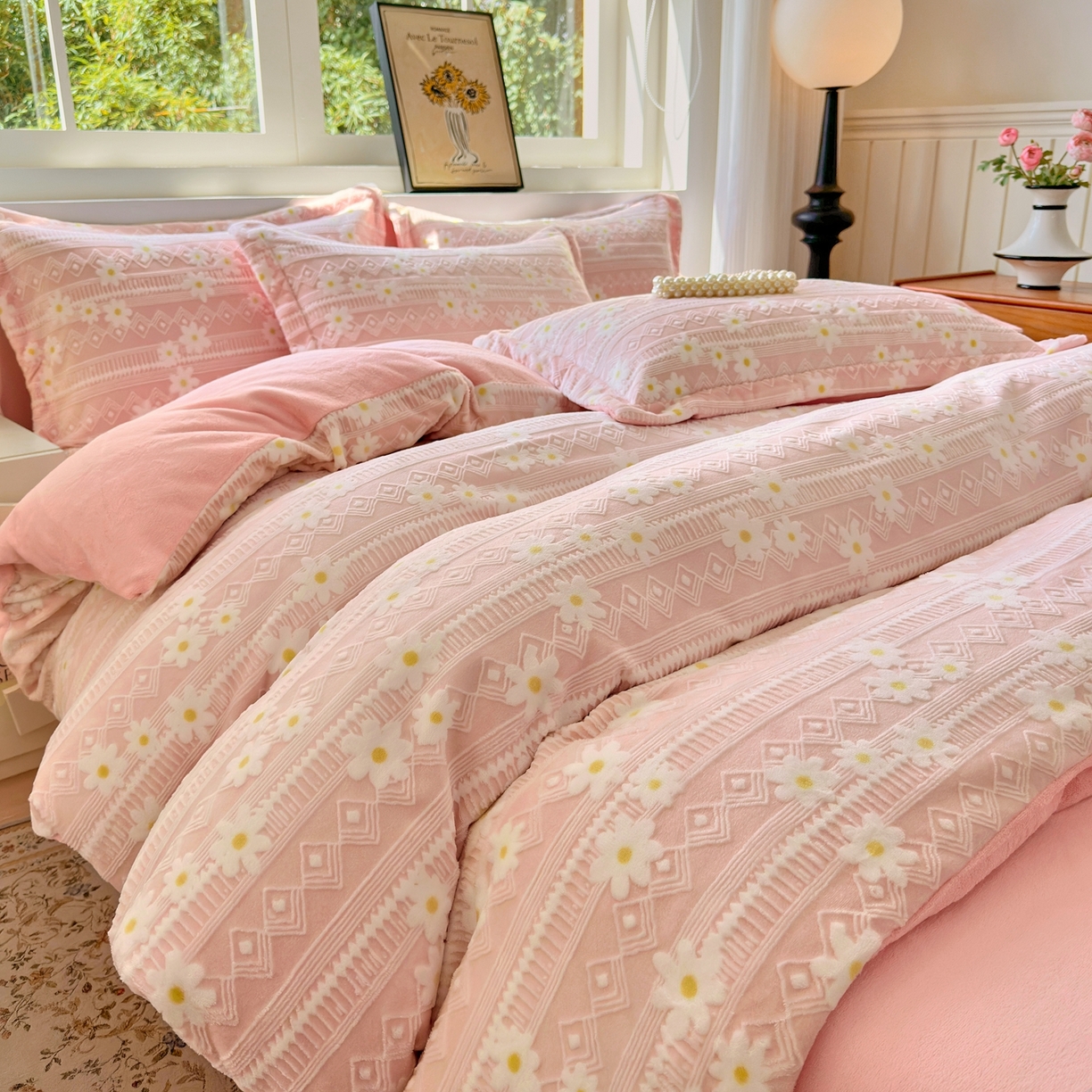 91家纺网 家纺一手货源 找家纺 娜娜 2025新款高克重牛奶绒百花齐放系列四件套 百花齐放-嫩粉