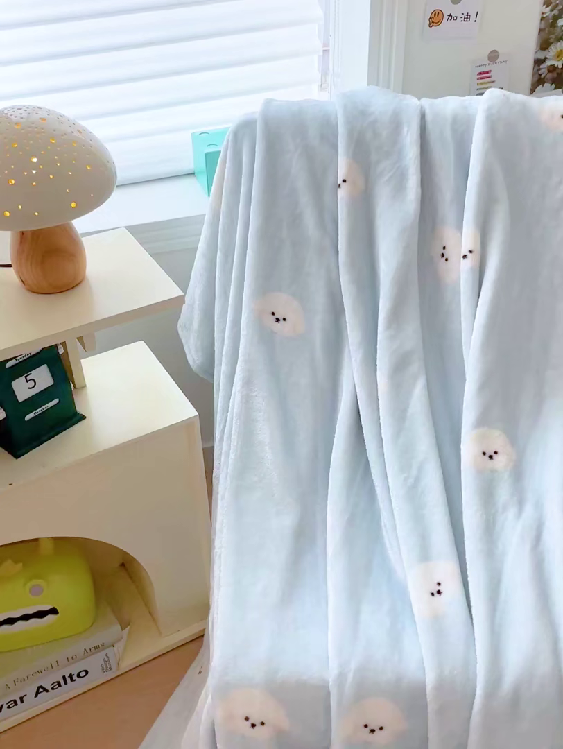 91家纺网 家纺一手货源 找家纺 Mata蔓塔家 2025新款四季款双面印花牛奶绒午休毯毛毯毯子空调毯 可爱狗头-蓝