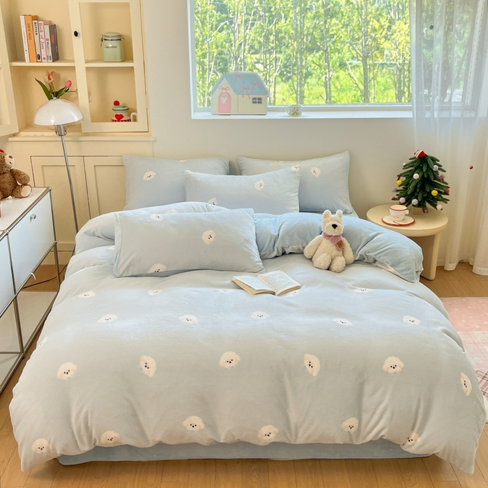 91家纺网 家纺一手货源 找家纺 贝扬思家纺 2025新款软fufu加厚保暖可爱系简约牛奶绒套件系列（小红书推荐）（提供买家秀） 绒绒小狗蓝