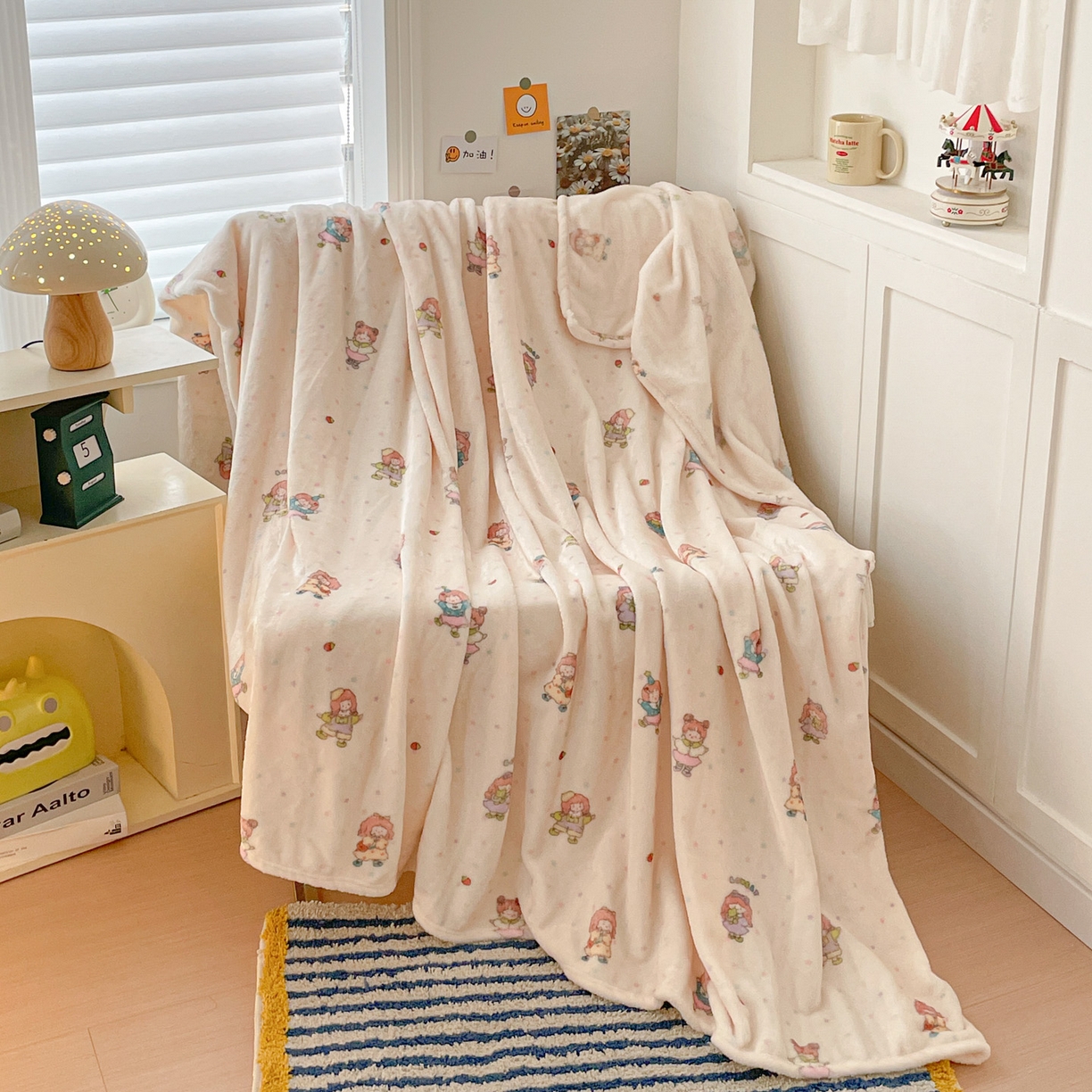 91家纺网 家纺一手货源 找家纺 Mata蔓塔家 2025新款四季款双面印花牛奶绒午休毯毛毯毯子空调毯 萌萌女孩