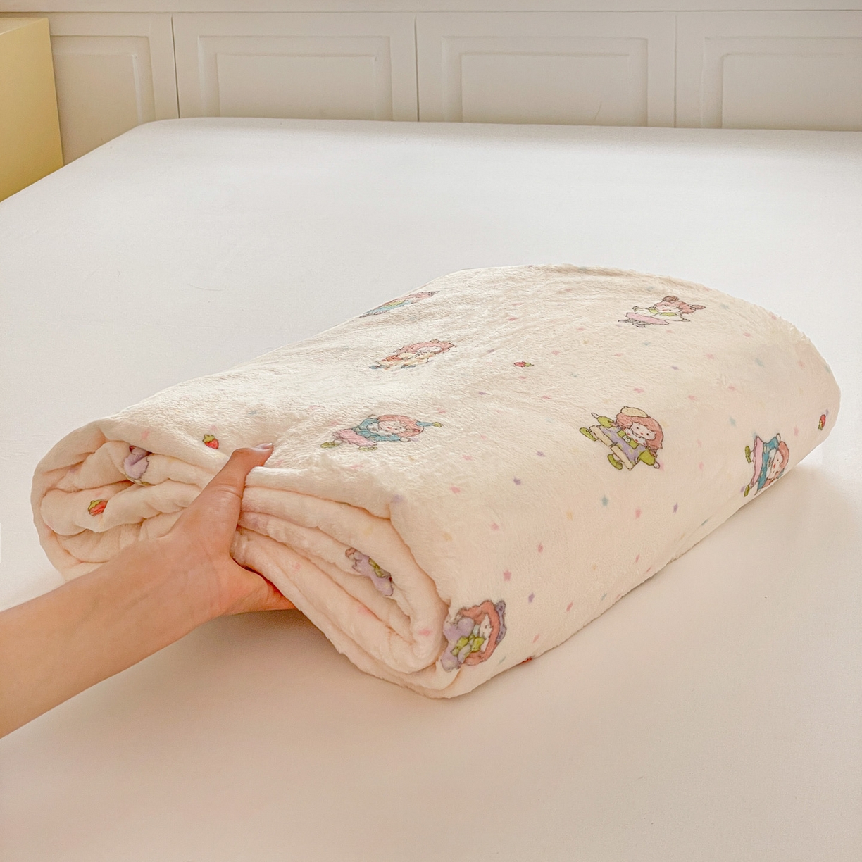 91家纺网 家纺一手货源 找家纺 Mata蔓塔家 2025新款四季款双面印花牛奶绒午休毯毛毯毯子空调毯 萌萌女孩