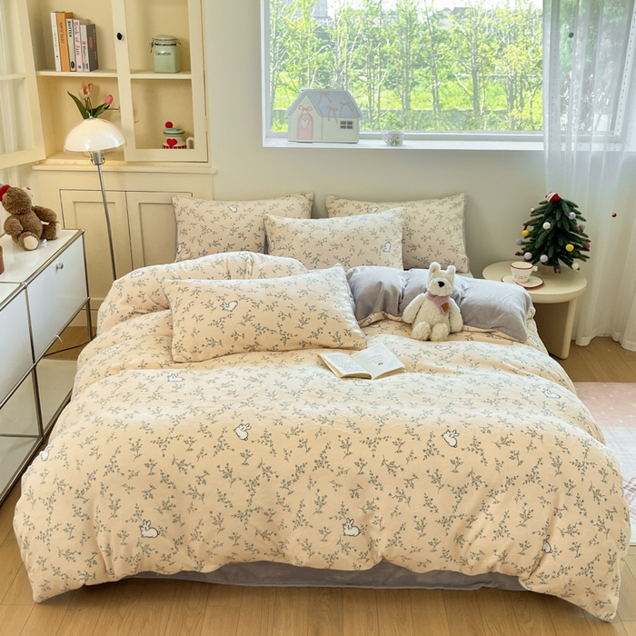 91家纺网 家纺一手货源 找家纺 贝扬思家纺 2025新款软fufu加厚保暖可爱系简约牛奶绒套件系列（小红书推荐）（提供买家秀） 枝枝兔