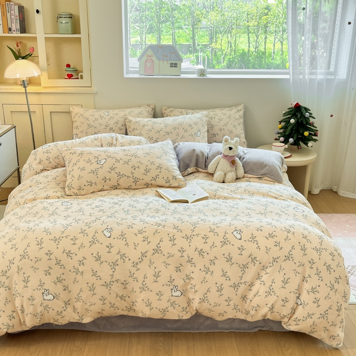 91家纺网 家纺一手货源 找家纺 贝扬思家纺 2025新款软fufu加厚保暖可爱系简约牛奶绒套件系列（小红书推荐）（提供买家秀） 枝枝兔