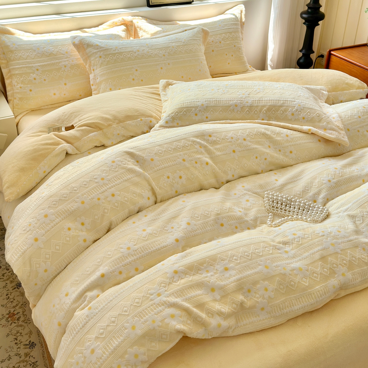 91家纺网 家纺一手货源 找家纺 （总）娜娜 2025新款高克重牛奶绒百花齐放系列单品被套