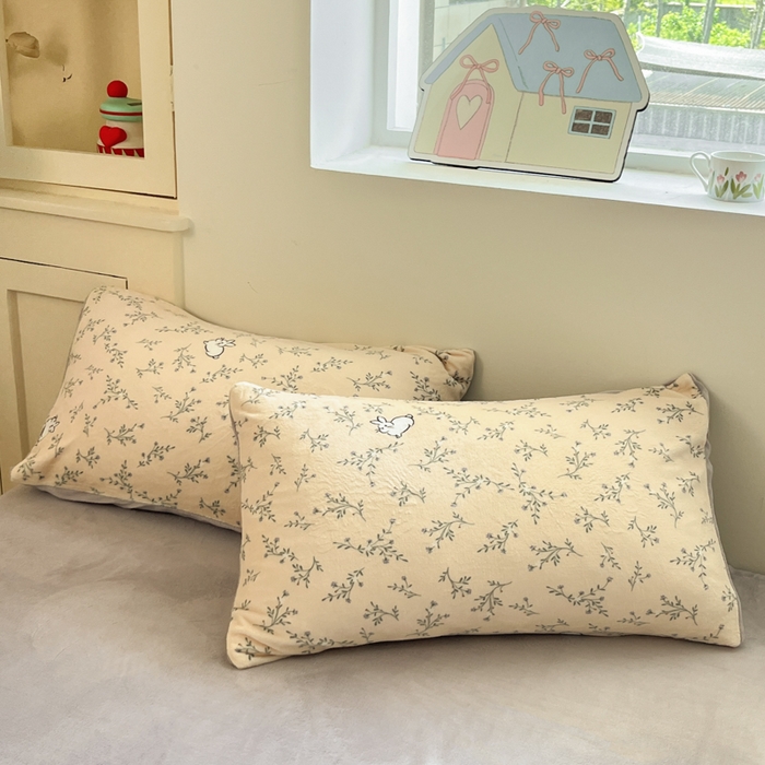 91家纺网 家纺一手货源 找家纺 贝扬思家纺 2025新款软fufu加厚保暖可爱系简约牛奶绒套件系列（小红书推荐）（提供买家秀） 枝枝兔