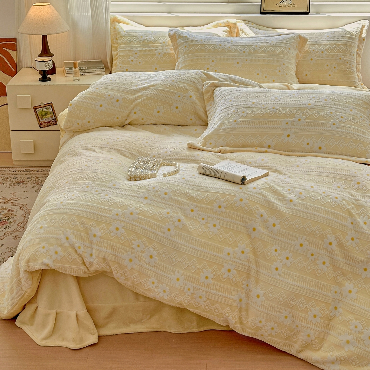 91家纺网 家纺一手货源 找家纺 娜娜 2025新款高克重牛奶绒百花齐放系列单品被套 百花齐放-奶昔黄