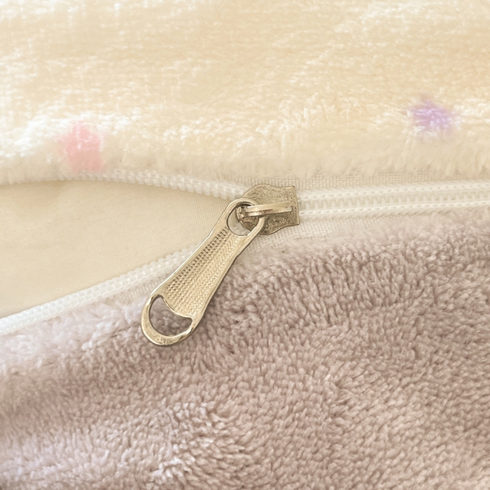 91家纺网 家纺一手货源 找家纺 贝扬思家纺 2025新款软fufu加厚保暖可爱系简约牛奶绒套件系列（小红书推荐）（提供买家秀） 奶糖少女