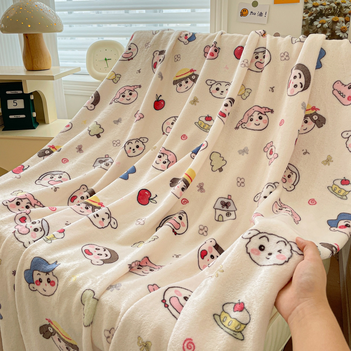 91家纺网 家纺一手货源 找家纺 Mata蔓塔家 2025新款四季款双面印花牛奶绒午休毯毛毯毯子空调毯 糖果蜡笔