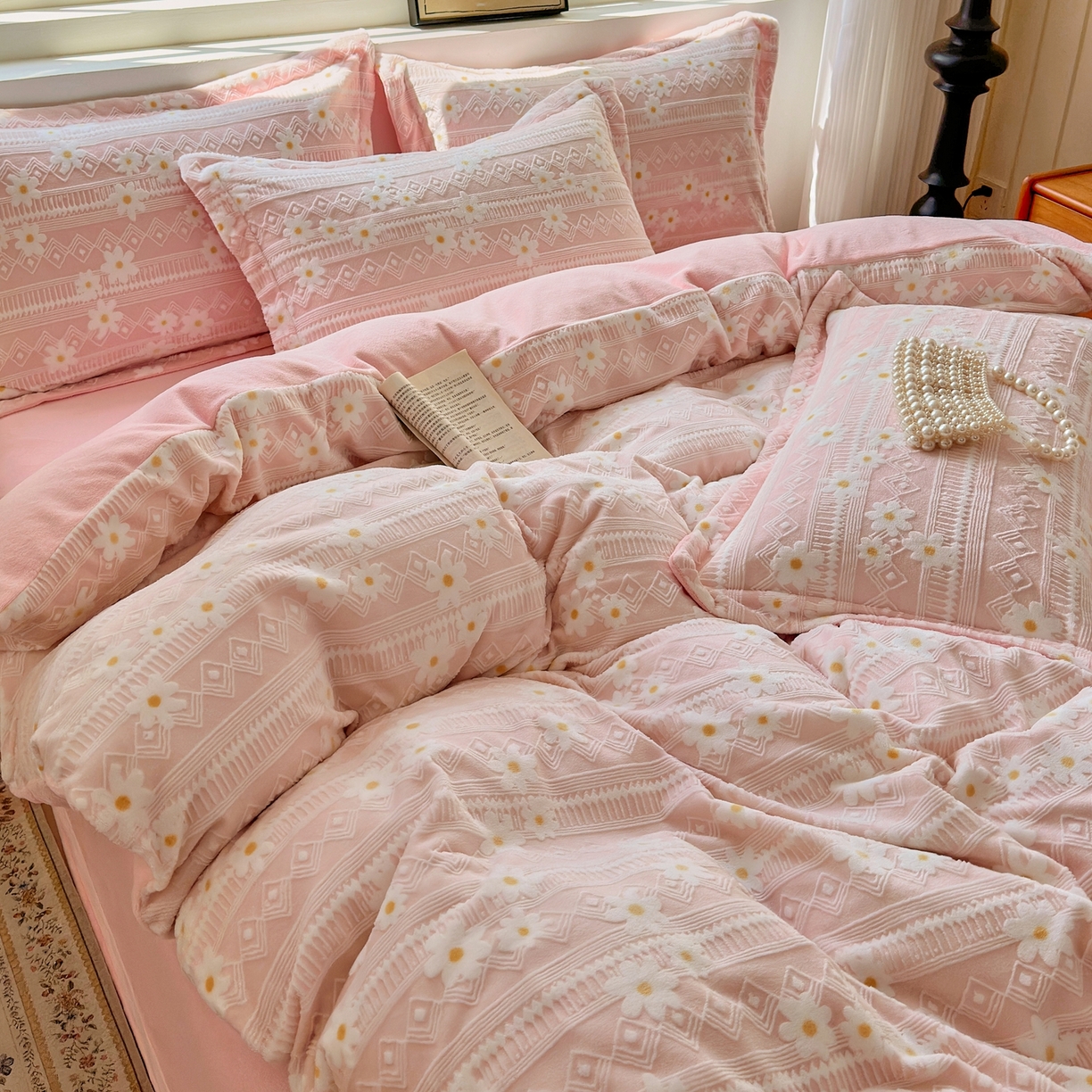 91家纺网 家纺一手货源 找家纺 娜娜 2025新款高克重牛奶绒百花齐放系列单品被套 百花齐放-嫩粉