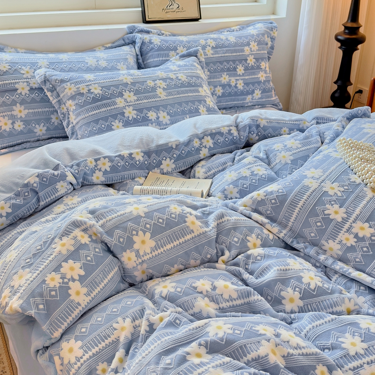 91家纺网 家纺一手货源 找家纺 娜娜 2025新款高克重牛奶绒百花齐放系列单品被套 百花齐放-天空蓝
