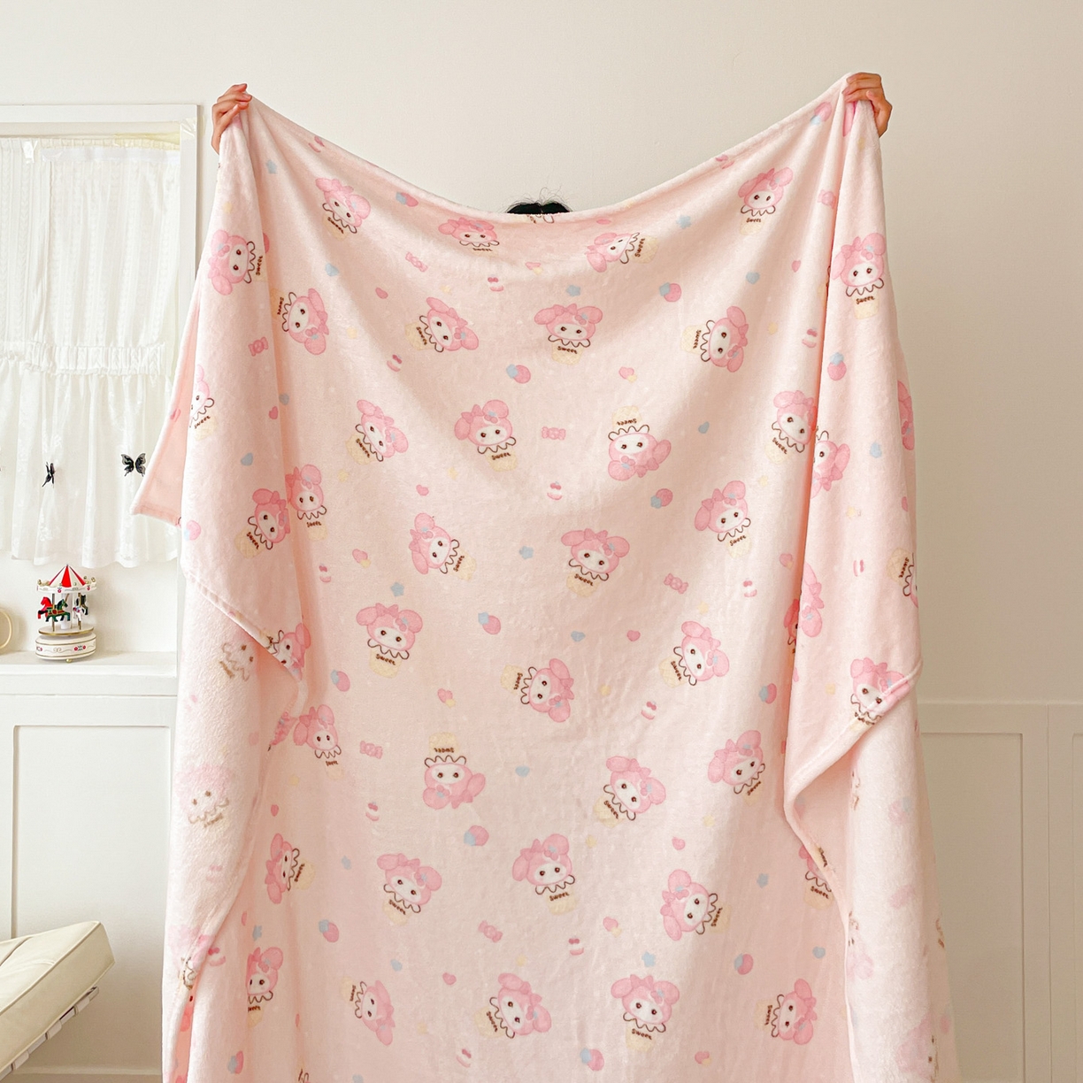 91家纺网 家纺一手货源 找家纺 Mata蔓塔家 2025新款四季款双面印花牛奶绒午休毯毛毯毯子空调毯 甜茶小美