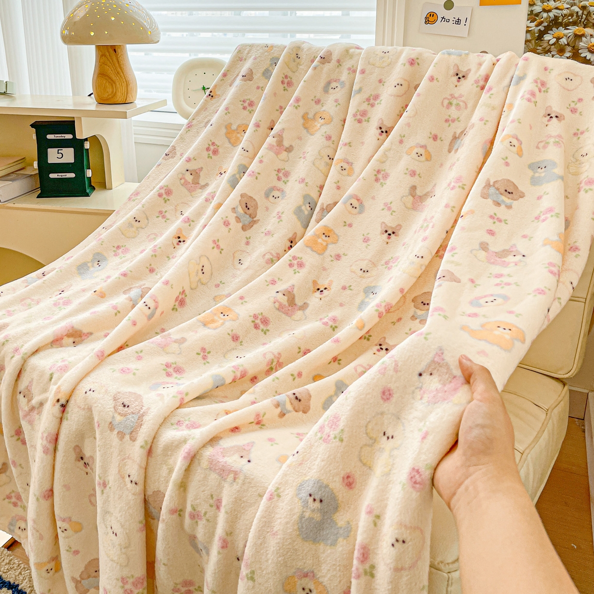 91家纺网 家纺一手货源 找家纺 Mata蔓塔家 2025新款四季款双面印花牛奶绒午休毯毛毯毯子空调毯 小狗团子