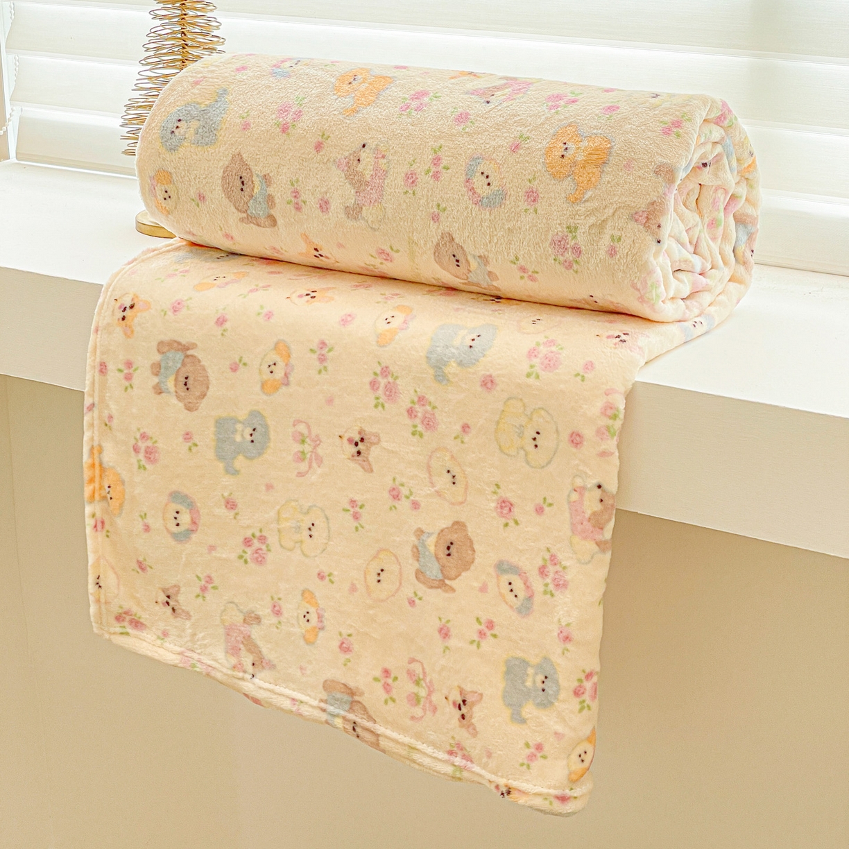 91家纺网 家纺一手货源 找家纺 Mata蔓塔家 2025新款四季款双面印花牛奶绒午休毯毛毯毯子空调毯 小狗团子